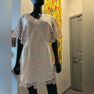 Elegant White Lace Dress